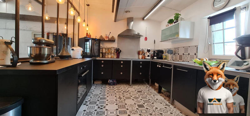 Loft - 218 m² - 6 pièces