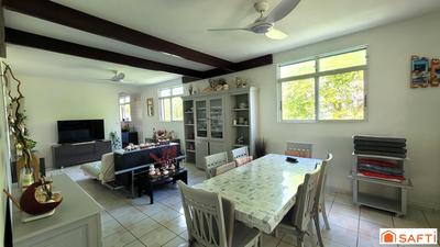 Maison - 180 m² - 7 pièces