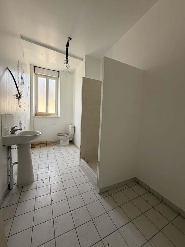 Immeuble - 261 m² - 12 pièces