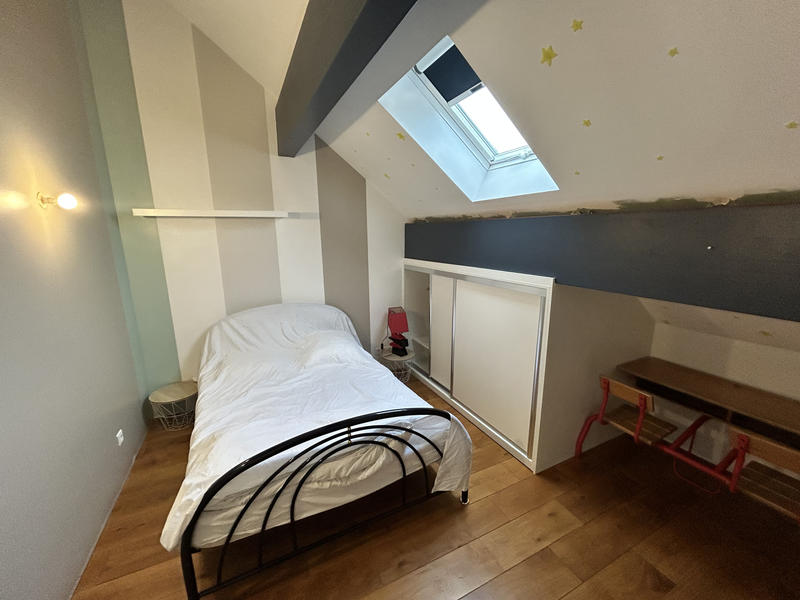 Maison - 217 m² - 7 pièces