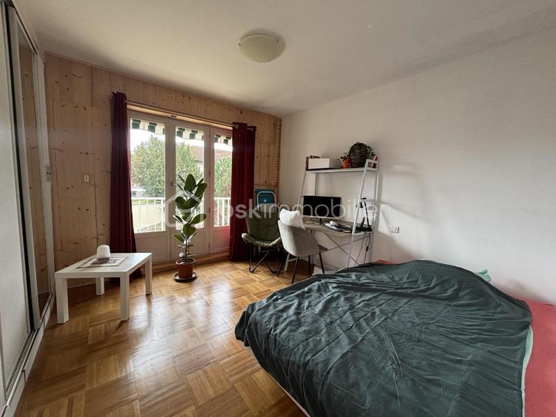 Appartement - 77 m² - 3 pièces