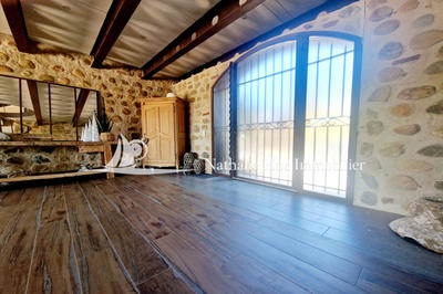 Villa - 205 m² - 5 pièces