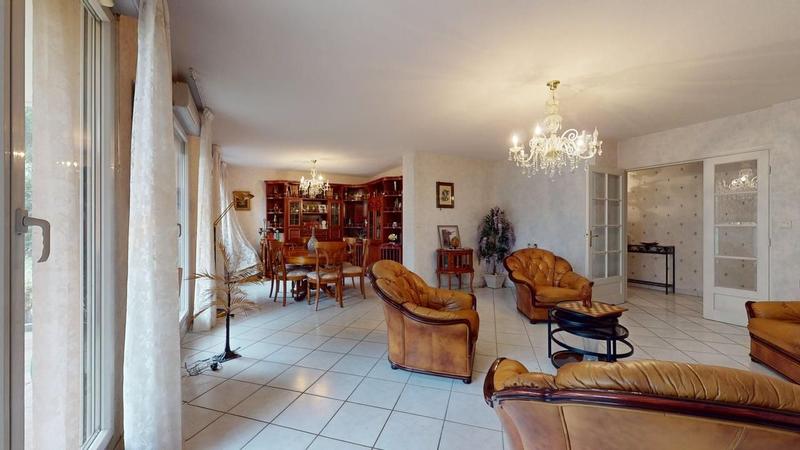 Appartement - 100 m² - 3 pièces