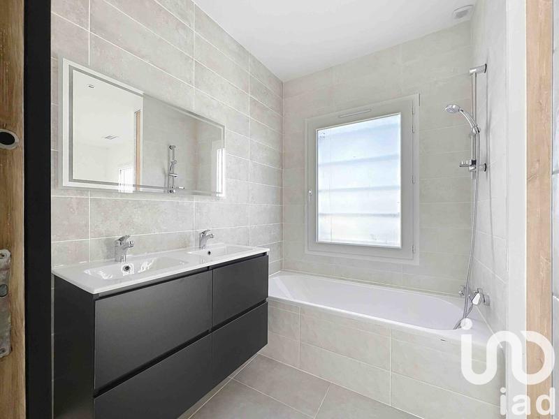 Maison - 117 m² - 5 pièces