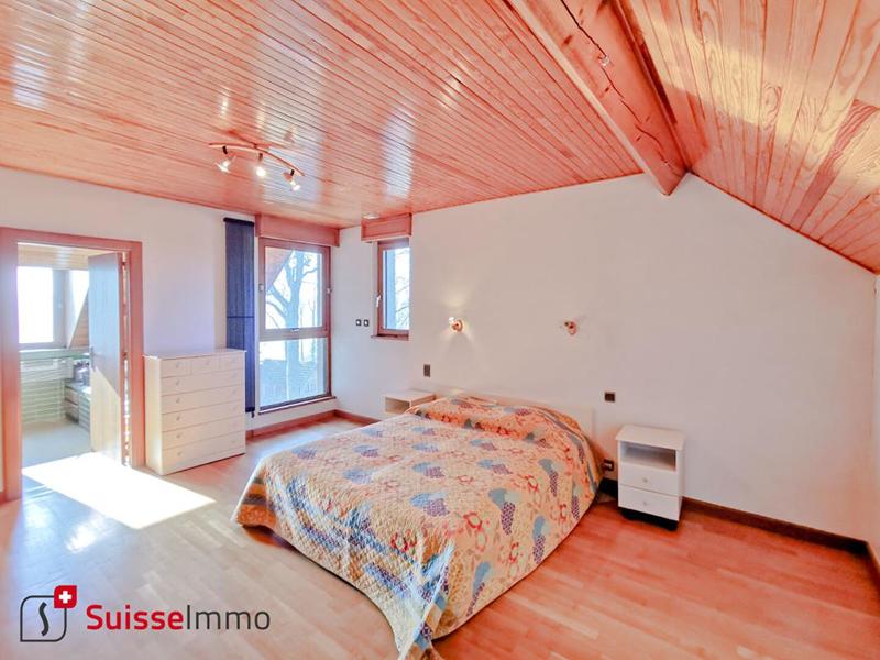 Pavillon - 261 m² - 11 pièces