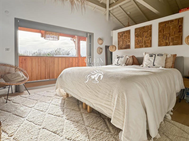 Villa - 250 m² - 10 pièces