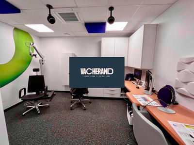 Local commercial - 143 m²