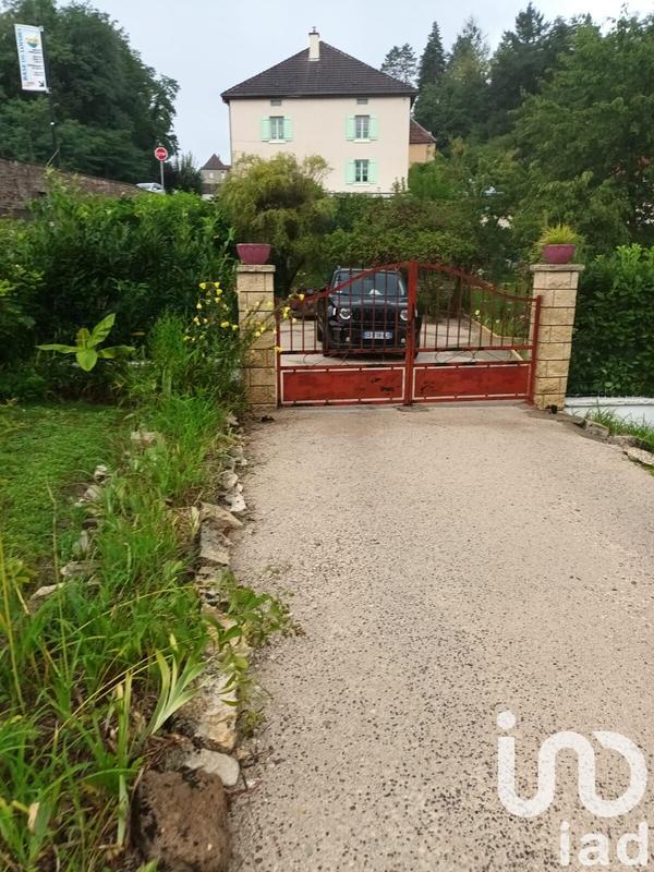 Maison - 240 m² - 10 pièces