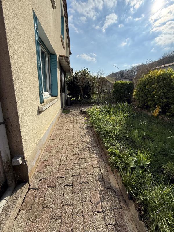 Maison - 88 m² - 5 pièces