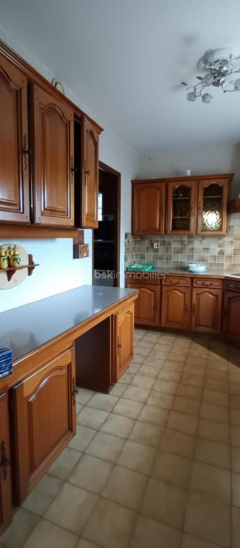 Maison traditionnelle - 125 m² - 6 pièces