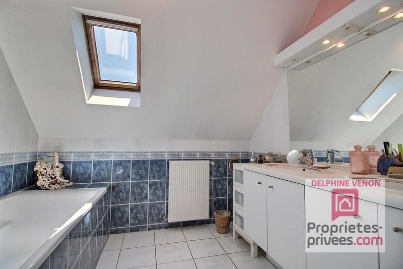 Maison - 177 m² - 6 pièces