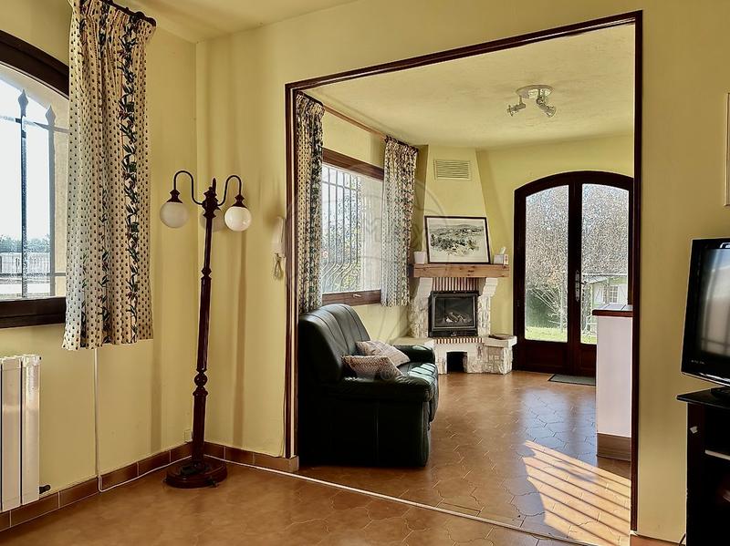 Propriété - 307 m² - 10 pièces