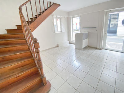 Immeuble - 45 m² - 3 pièces