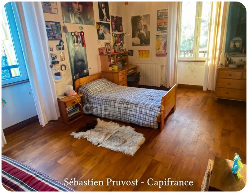 Maison en pierre - 143 m² - 5 pièces