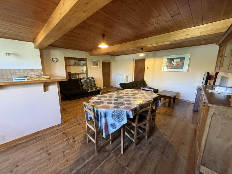 Propriété - 200 m² - 8 pièces