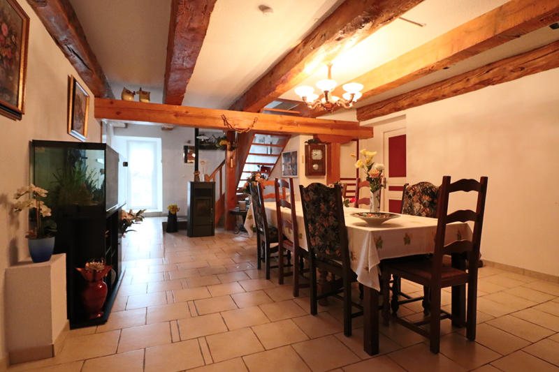 Propriété - 324 m² - 14 pièces