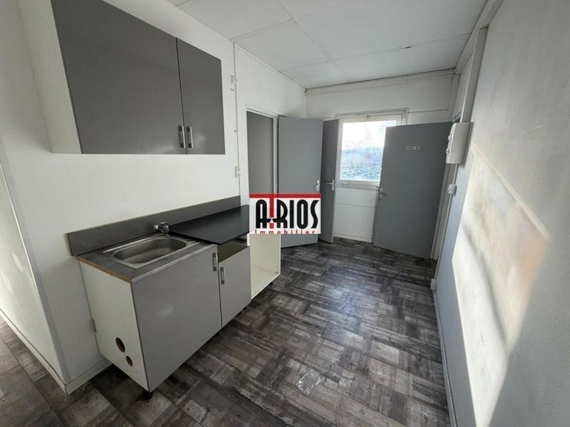 Local d'activité / Entrepôt - 550 m²