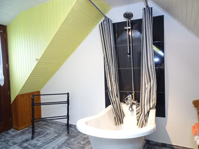 Maison - 208 m² - 13 pièces