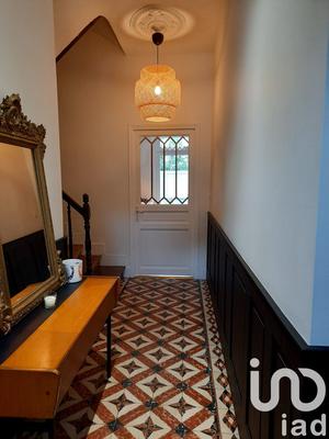 Maison - 263 m² - 8 pièces