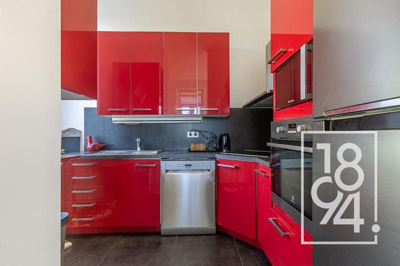 Propriété - 160 m² - 6 pièces