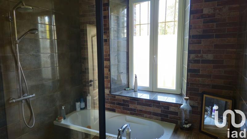 Maison - 166 m² - 7 pièces