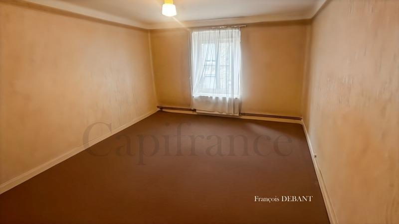 Maison - 203 m² - 8 pièces