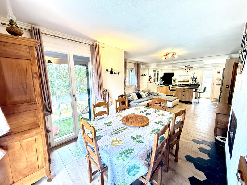 Villa - 180 m² - 7 pièces