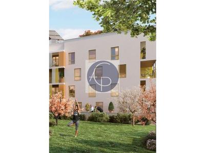 Appartement - 95 m² - 4 pièces