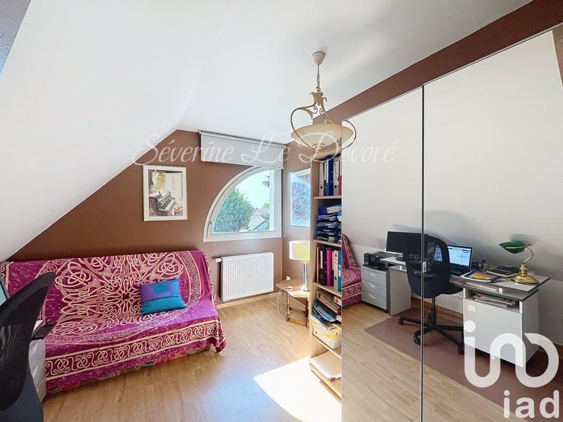 Maison - 187 m² - 9 pièces