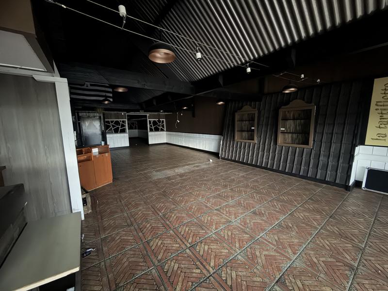Local commercial - 1 192 m²