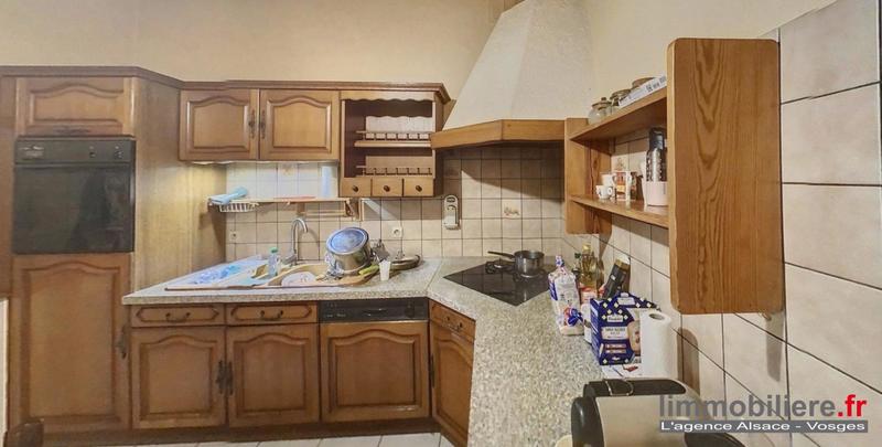 Maison traditionnelle - 200 m² - 8 pièces