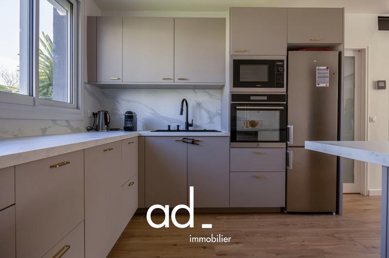 Maison - 91 m² - 4 pièces