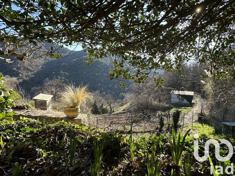 Maison de village - 84 m² - 4 pièces