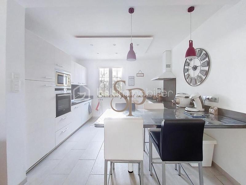 Pavillon - 119 m² - 6 pièces