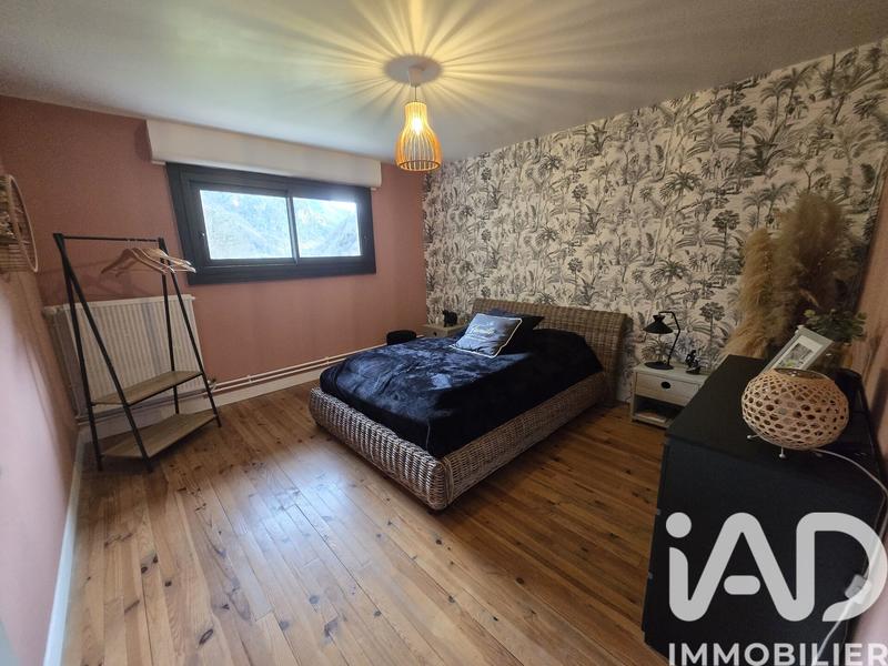 Maison - 186 m² - 6 pièces