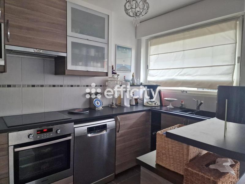 Appartement - 75 m² - 3 pièces