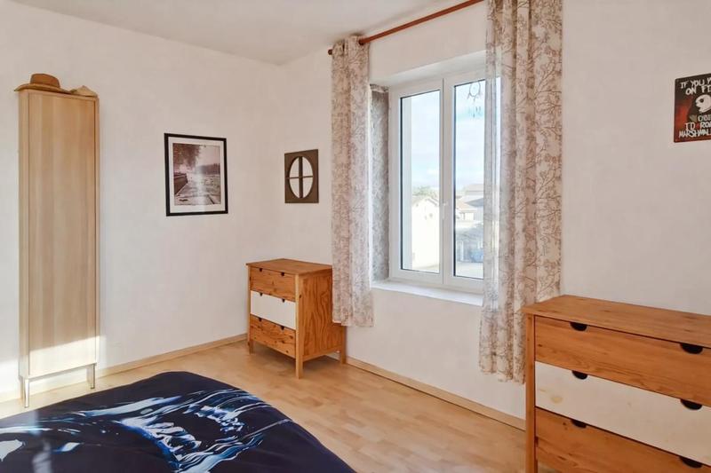 Maison - 137 m² - 6 pièces