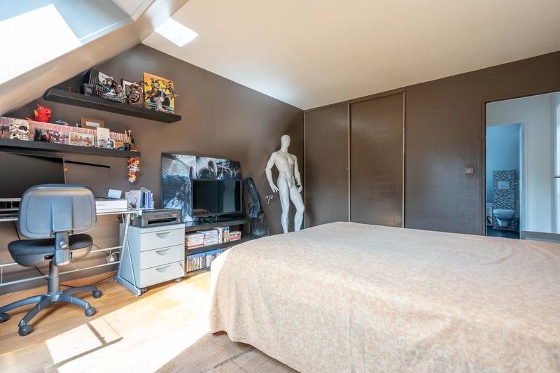 Maison - 110 m² - 5 pièces