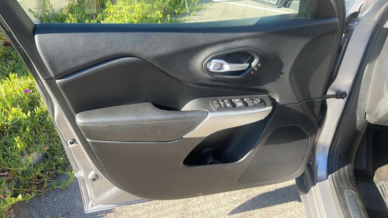 Jeep Cherokee Kl IV 2.2 Crd 200 4wd Bva9 Overland - Automatique Toit ouvrant