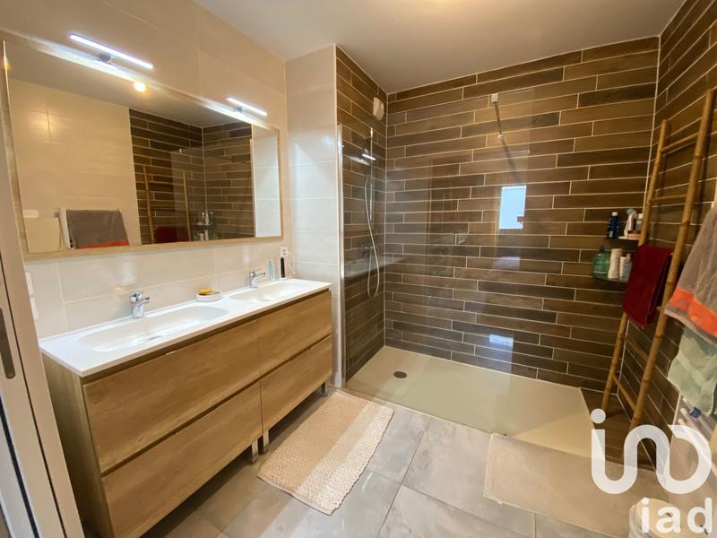 Appartement - 99 m² - 4 pièces