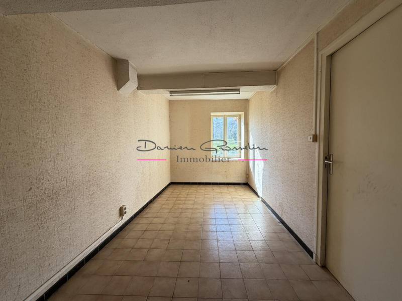 Maison - 190 m² - 5 pièces