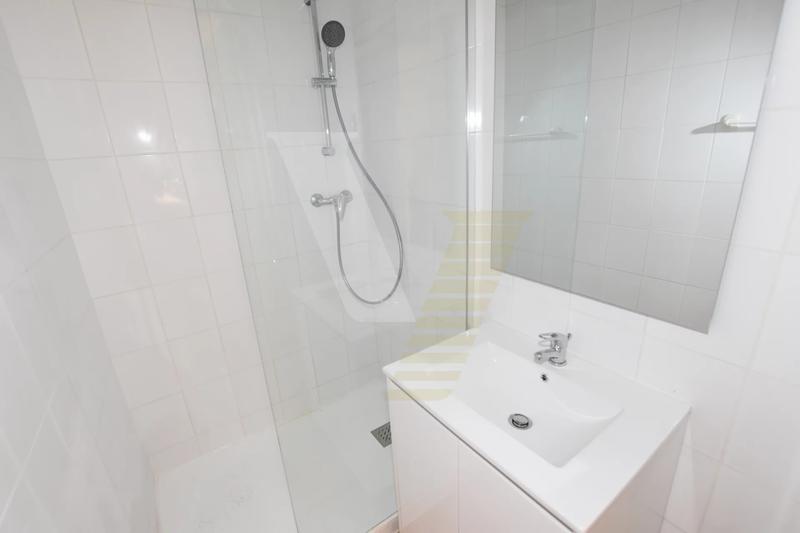 Immeuble - 183 m² - 9 pièces