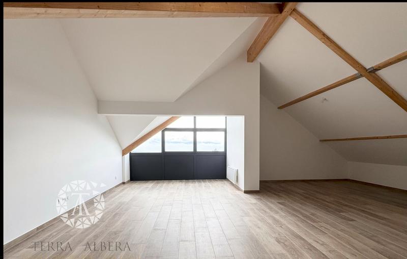 Duplex - 97 m² - 4 pièces