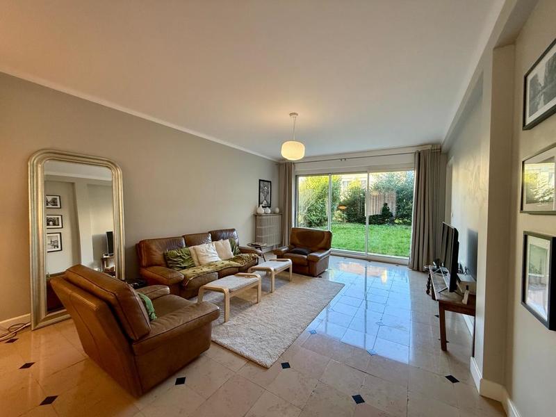 Maison - 209 m² - 7 pièces