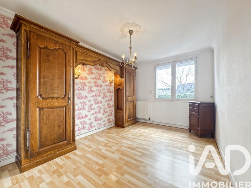 Maison - 98 m² - 6 pièces