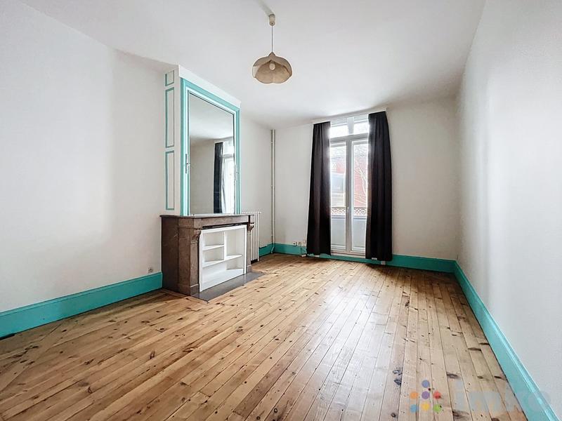 Maison ancienne - 573 m² - 16 pièces