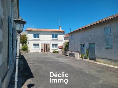 Maison - 120 m² - 5 pièces