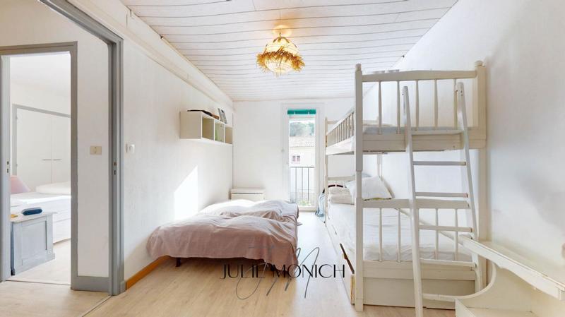 Appartement - 84 m² - 4 pièces