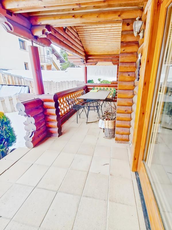 Maison - 287 m² - 8 pièces