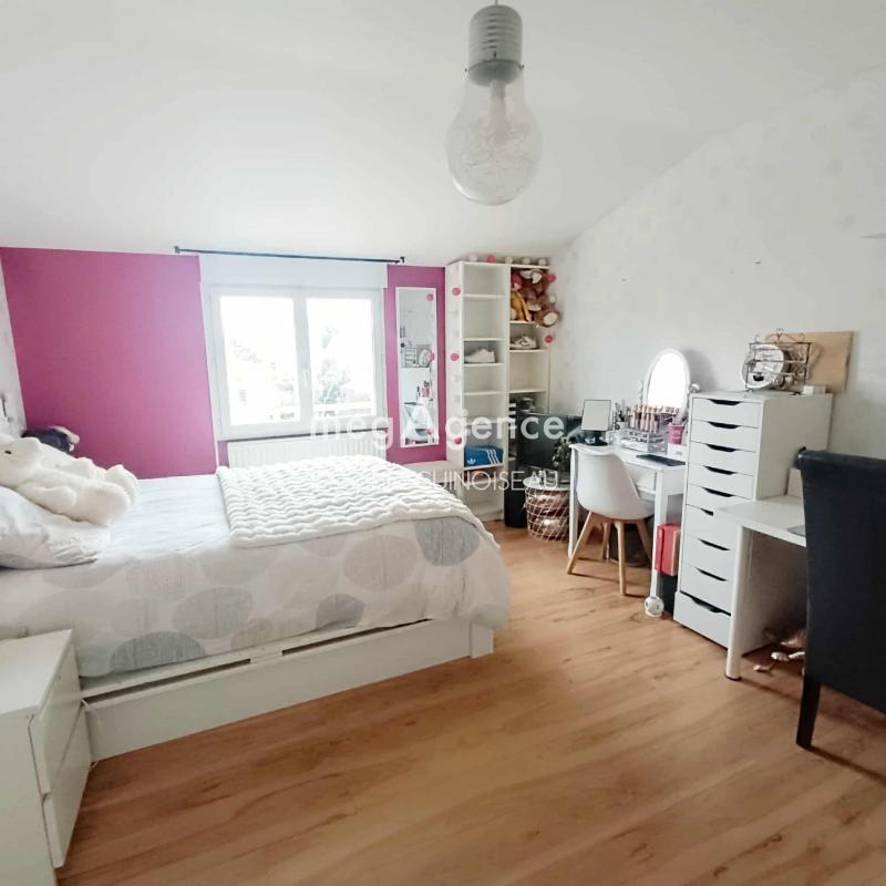 Maison - 180 m² - 7 pièces